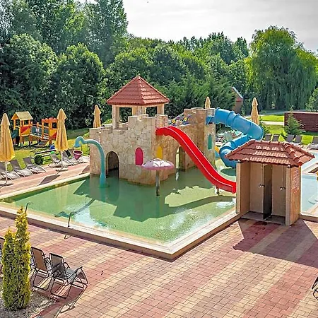 Termal Vesta 4* Tapioszecso
