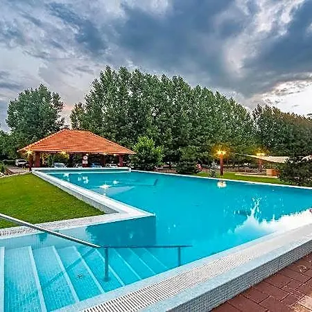 Termal Vesta 4* Tapioszecso